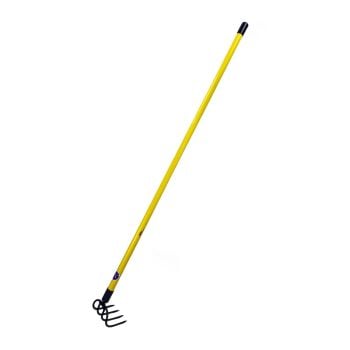 Speedy Forged Cultivator with Fiberglass Handle